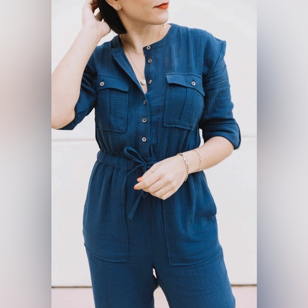 Madewell Navy Gauze Jumpsuit sz 6 - Picture 2 of 8